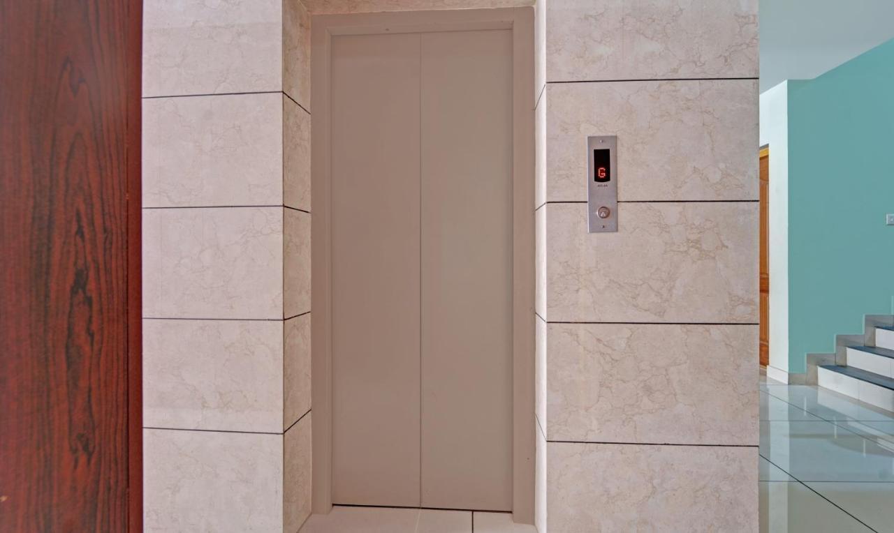 Sreepathi Nirmalyam 400 Mts From Guruvayoor Temple Hotell Guruvāyūr Exteriör bild